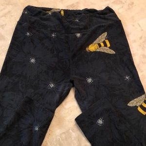 Lularoe Bee 🐝 leggings